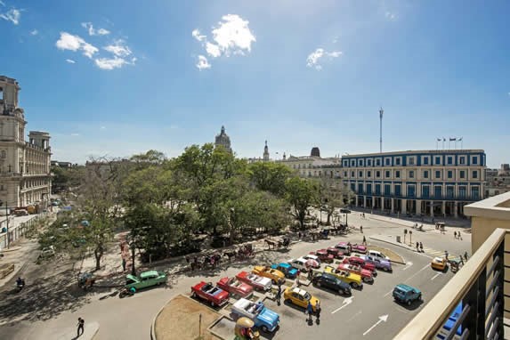Vista aérea del Parque Central en La Habana Vieja