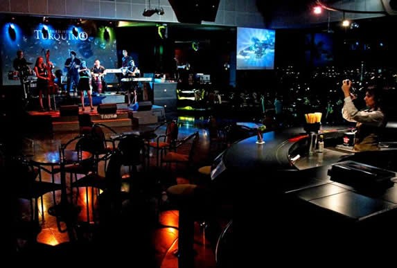 El Turquino Cabaret Bar