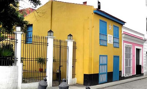 View of the facade and entrance of the museum