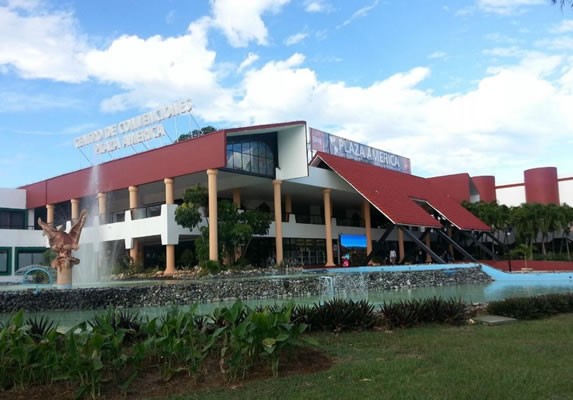 Facade of the Plaza América convention center