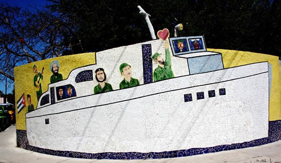 Mosaic of the yacht Granma in Fusterlandia